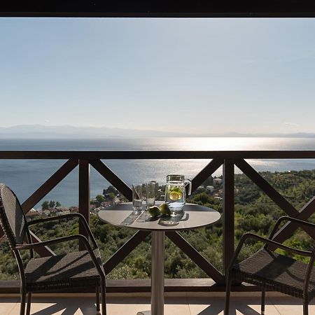 Karavia Lux Inn Afissos Exterior photo